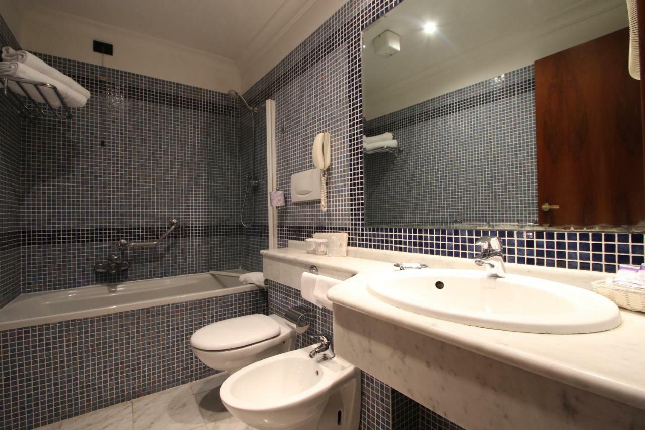 Hotel Portoghesi Ρώμη Εξωτερικό φωτογραφία