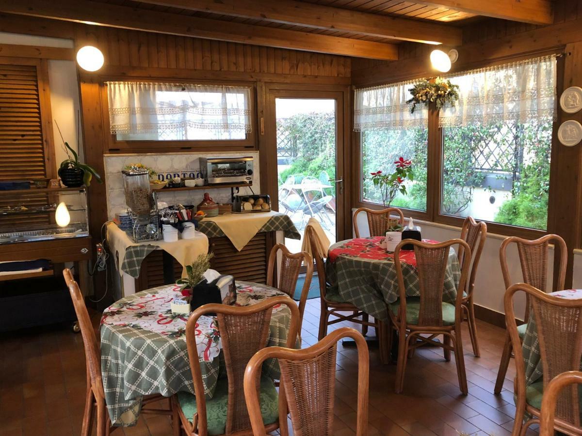 Hotel Portoghesi Ρώμη Εξωτερικό φωτογραφία
